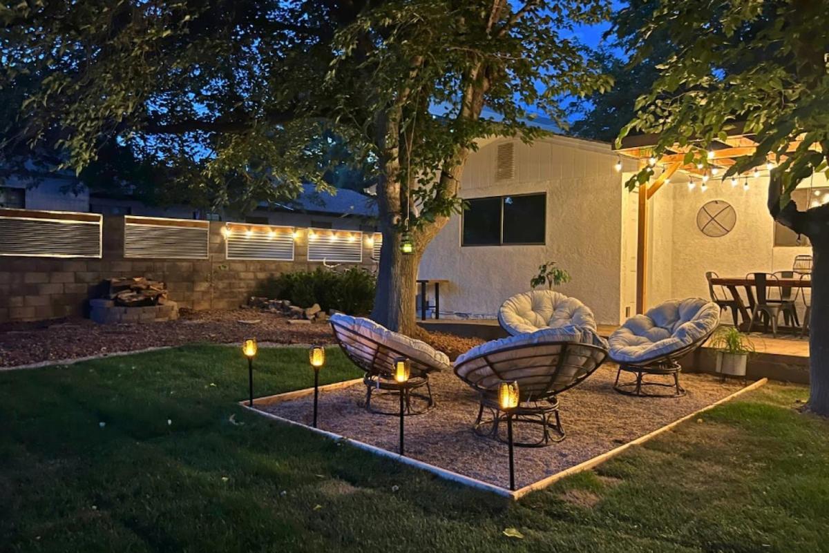 فيلا St George Family Getaway With Fire Pit, Ping Pong And Pet-Friendly Amenities سانت جورج المظهر الخارجي الصورة